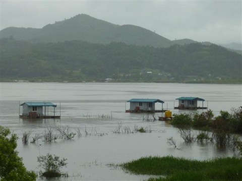 fishing1 Floating fishing cabins - Yedang Reservoir