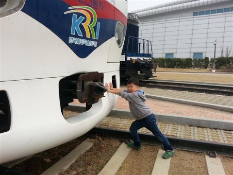 Trains, dinosaurs and a playground at the Scientorium.