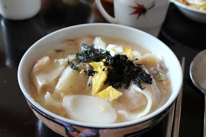 ë–¡ë§Œë‘êµ - rice cake and dumpling soup