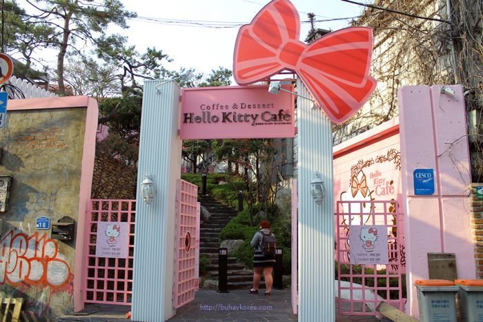 Hello Kitty Cafe ~ Hongdae