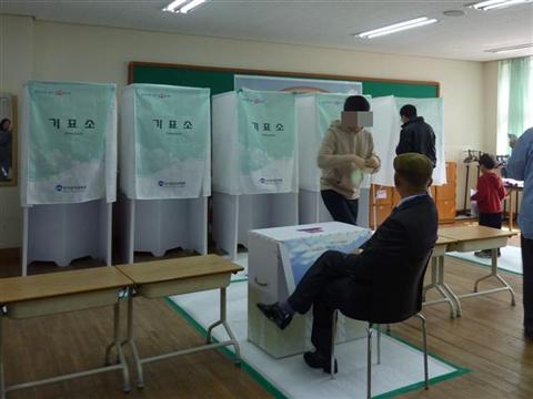 Inside the voting precinct